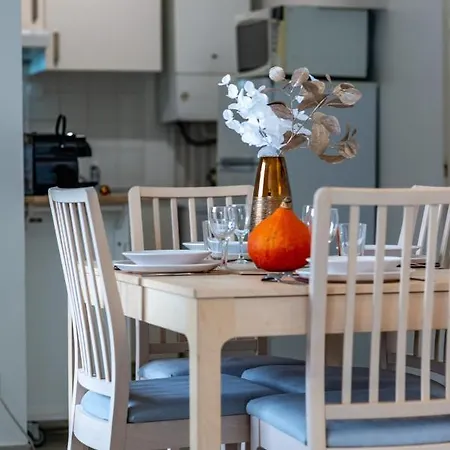 Standing Europole, Garage Prive, Calme, Netflix Apartment