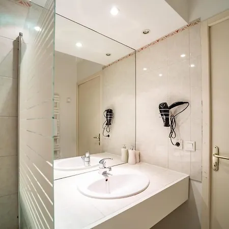 Standing Europole, Garage Prive, Calme, Netflix *