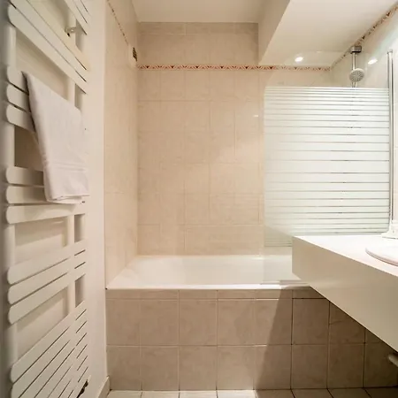 Standing Europole, Garage Prive, Calme, Netflix