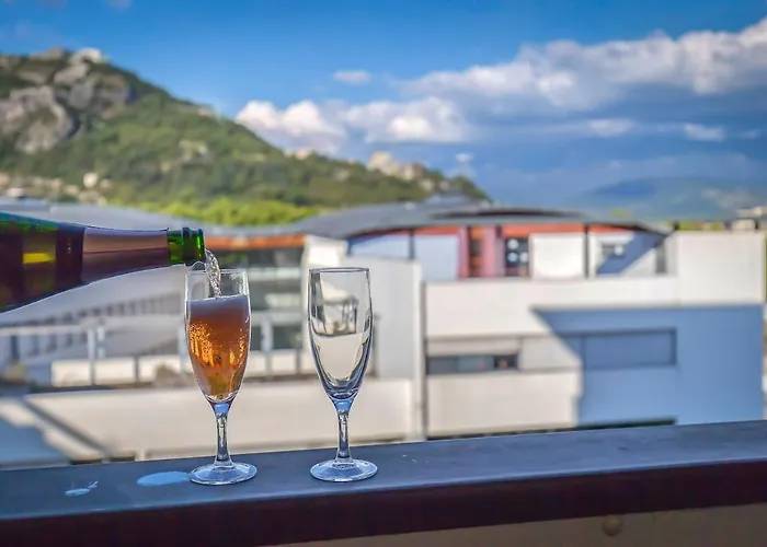 Lejlighed Standing Europole, Garage Prive, Calme, Netflix