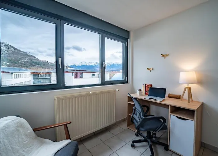 Lägenhet Standing Europole, Garage Prive, Calme, Netflix *