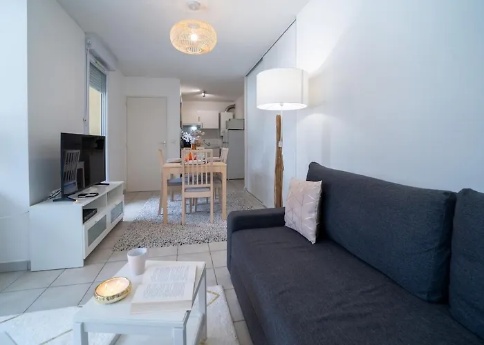 Lägenhet Standing Europole, Garage Prive, Calme, Netflix