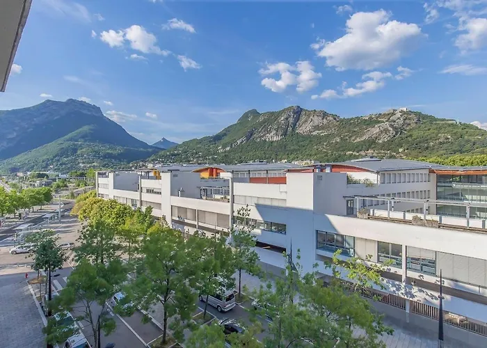 Standing Europole, Garage Prive, Calme, Netflix Lägenhet Grenoble